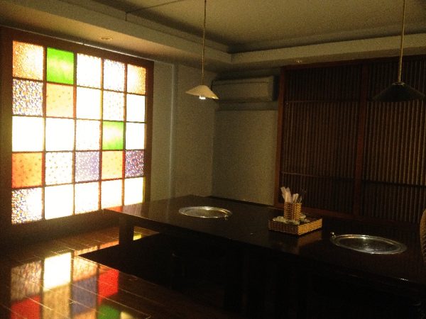 個室 ベトナム 居酒屋